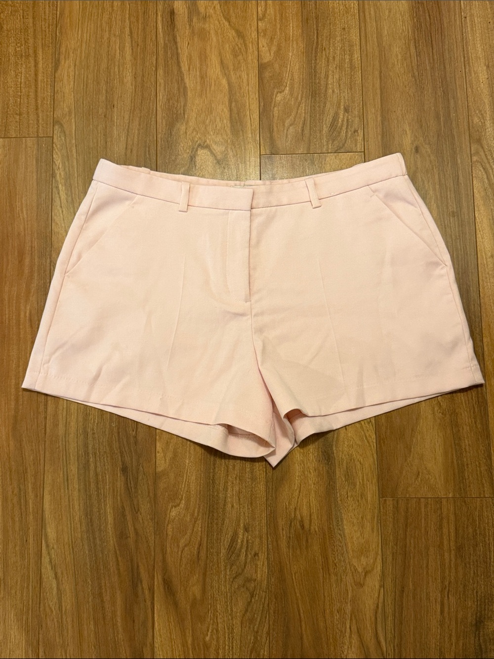 Abercrombie & Fitch Light Pink Tailored Women's Shorts